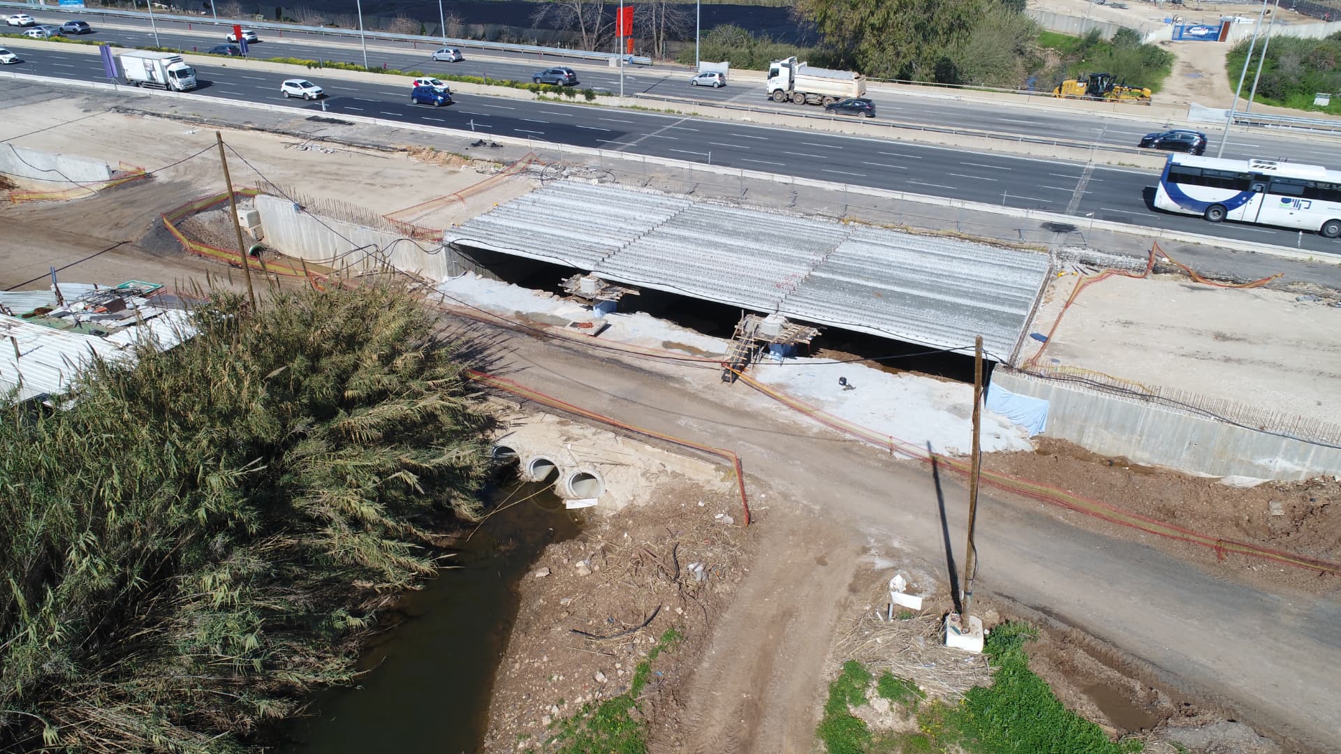 סלילת כביש ובניית גשר בכביש 5 (כביש נתיבות) — 3